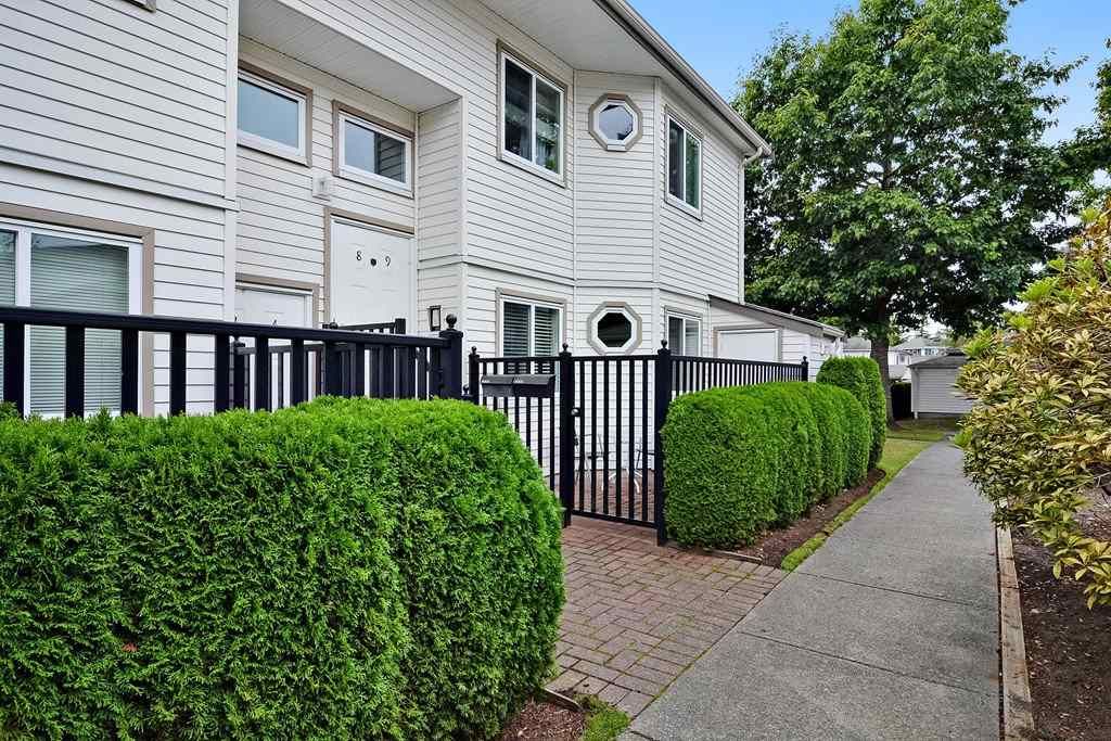 I have sold a property at 4 12964 17 AVE in Surrey
